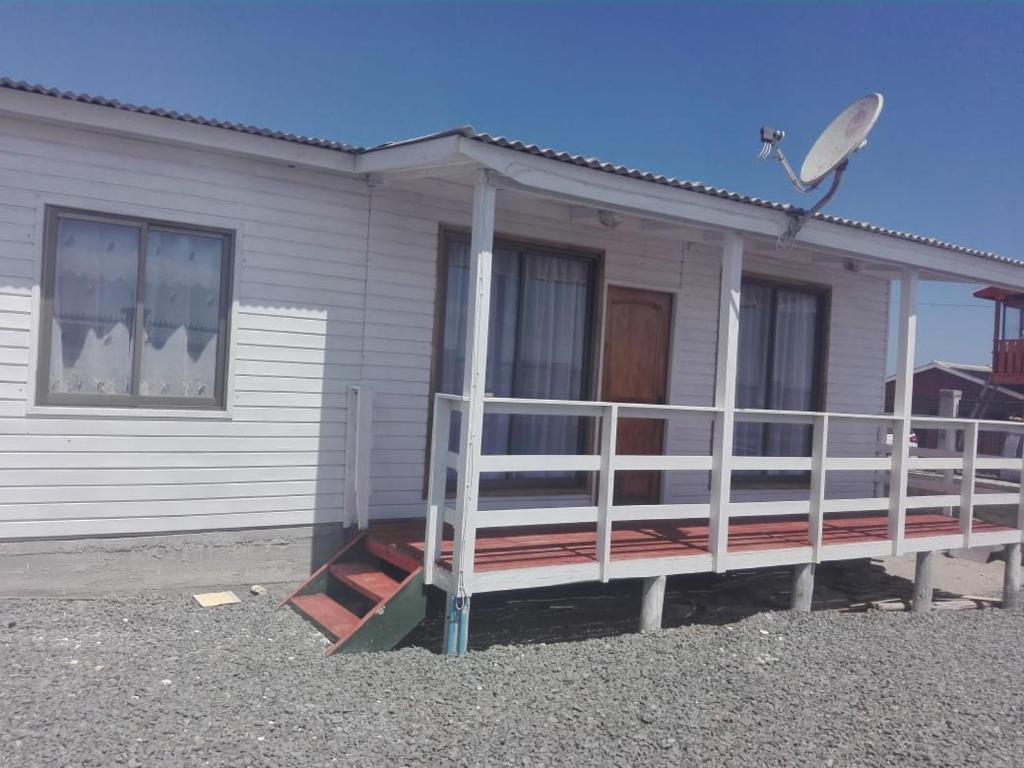 Το κτήριο όπου στεγάζεται  η παραθεριστική κατοικία