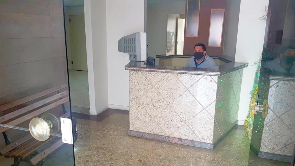  Apartamento em Cabo Frio a 300 metros da praia
