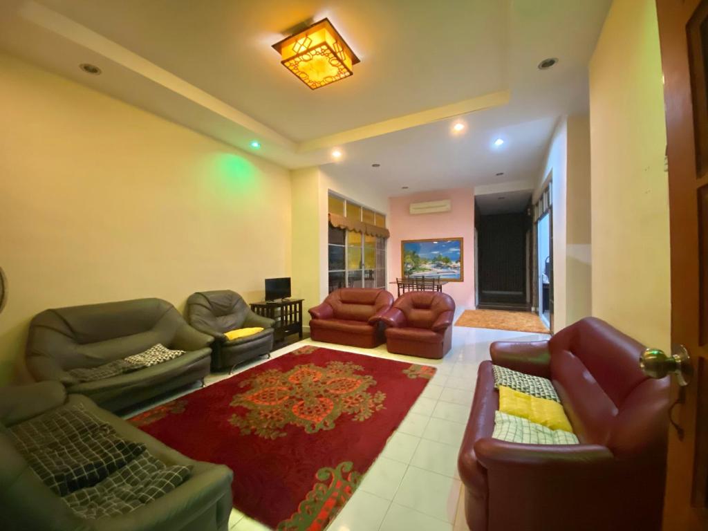 Ambangan Homestay