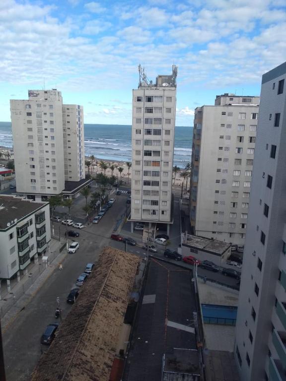 Cobertura Visão Ampla do Mar com Piscina e Churras