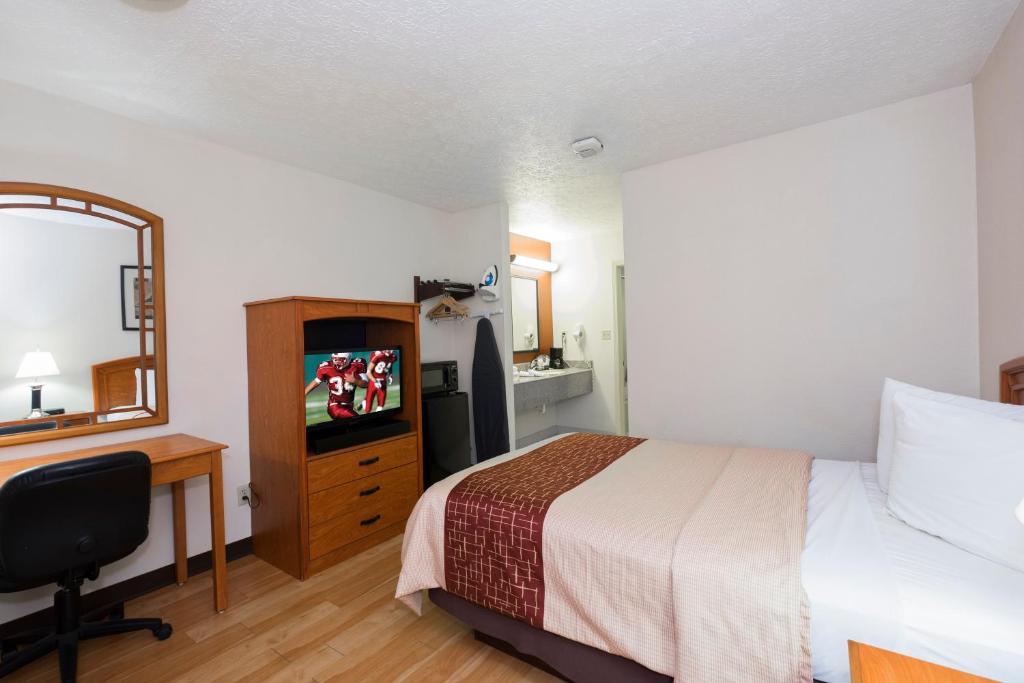 Red Roof Inn Columbus Northeast Westerville - Deluxe Kamer Met 1 Queensize Bed, Niet-roken