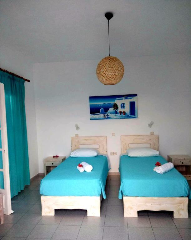 Anna Maria Rooms Santorini - 1