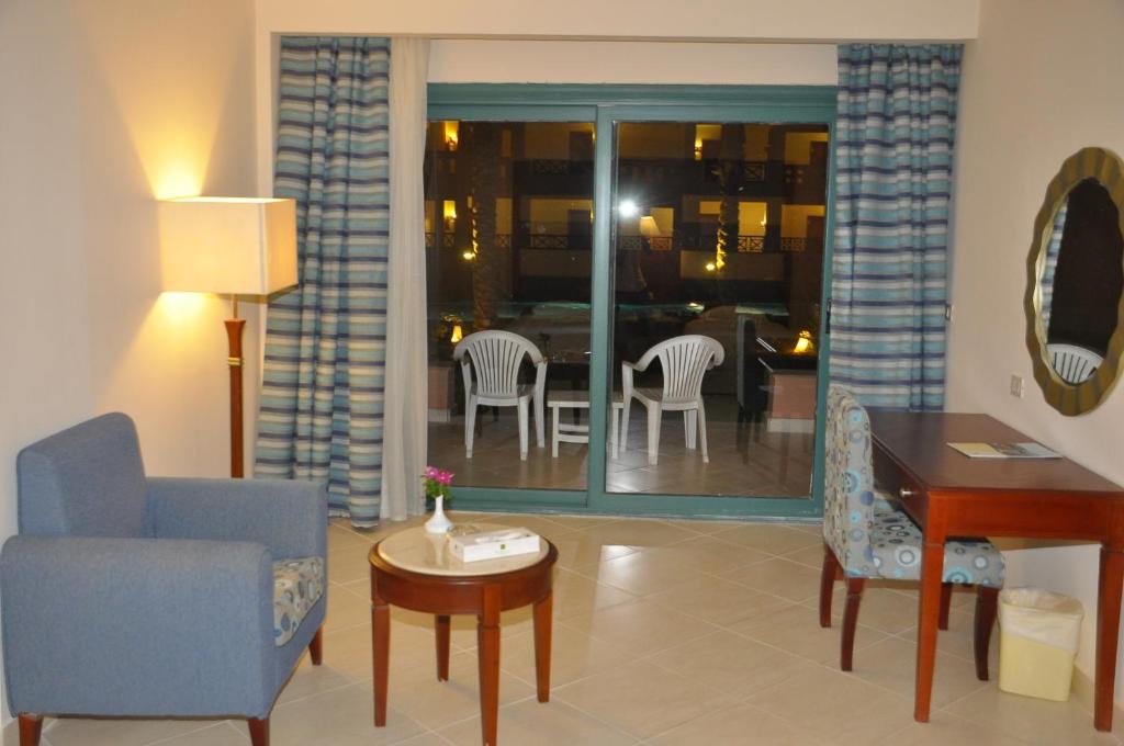 Posezení v ubytování Rehana Sharm Resort - Aquapark & Spa - Couples and Family Only -Premium Ultra All-Inclusive 24H