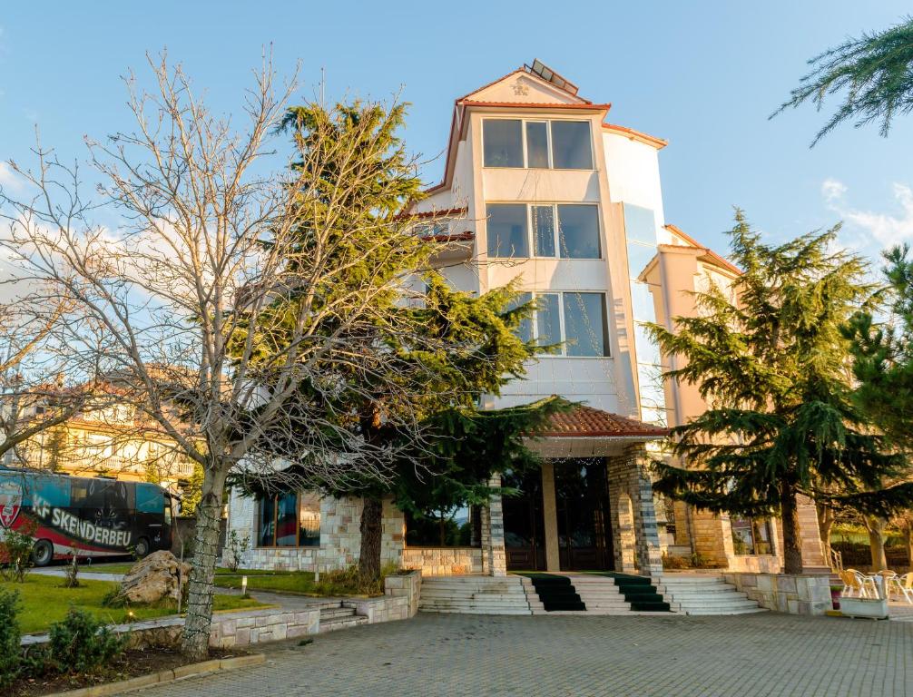 Hotel George - Image 1
