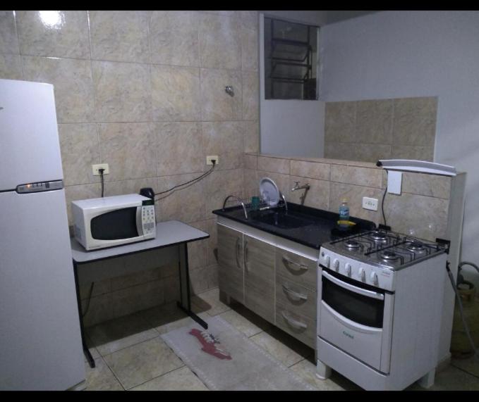  Apartamento completo próx a UEM
