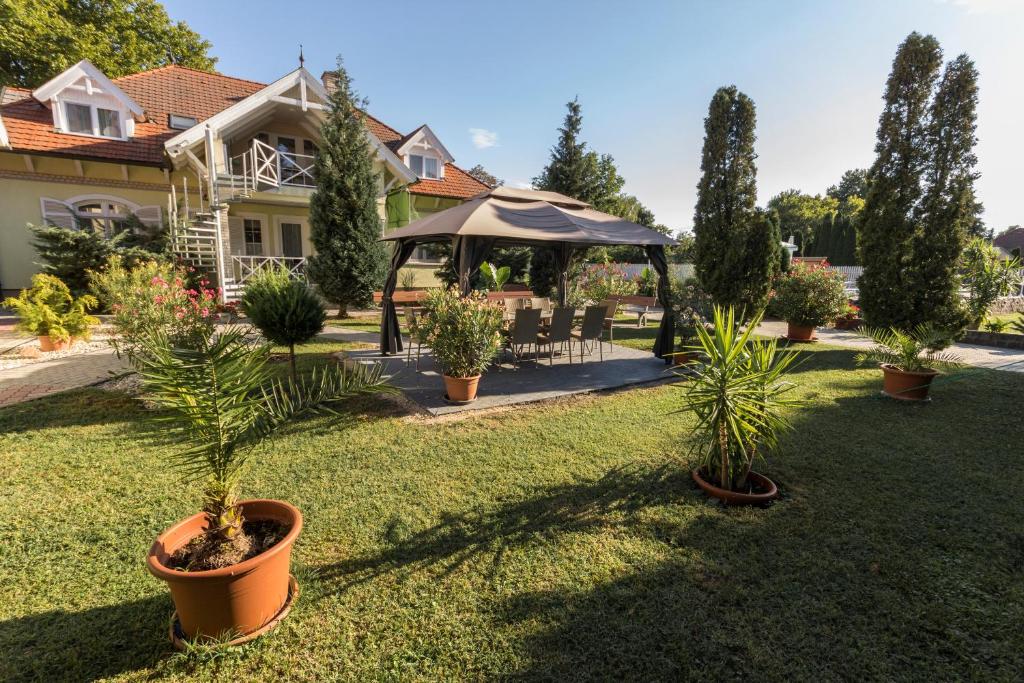 Dio Apartmanok 8630 Balatonboglár, Kisfaludy utca 6-8 kép - 1