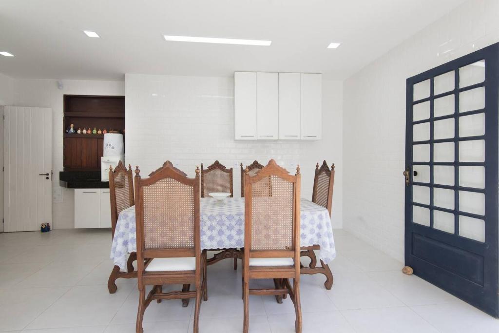  Deliciosa casa em Geribá com linda área gourmet