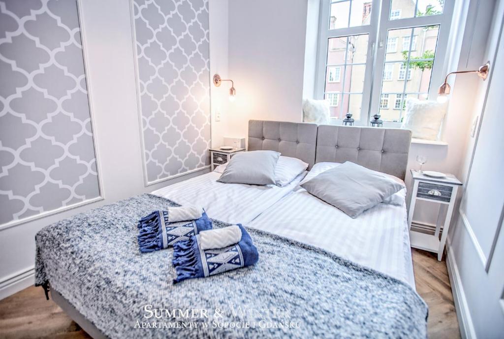 Posteľ alebo postele v izbe v ubytovaní Family Luxury Nature Apartment, 1-6, 2 sypialnie i salon, 100m Bazylika