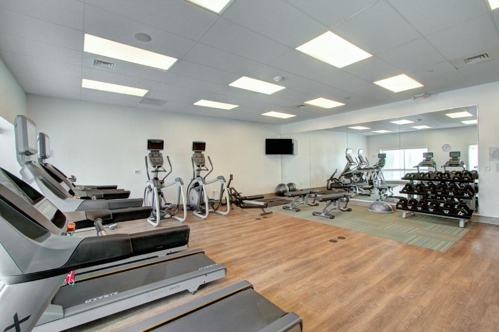 Holiday Inn Express & Suites Charlotte Southwest by IHG photo