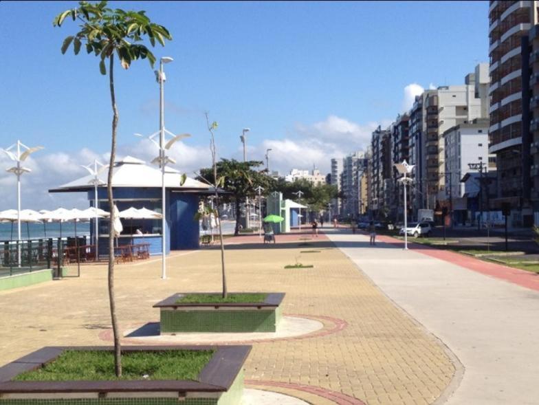  Apartamento em Guarapari a 100 metros do mar na Praia do Morro com WIFI GRÁTIS
