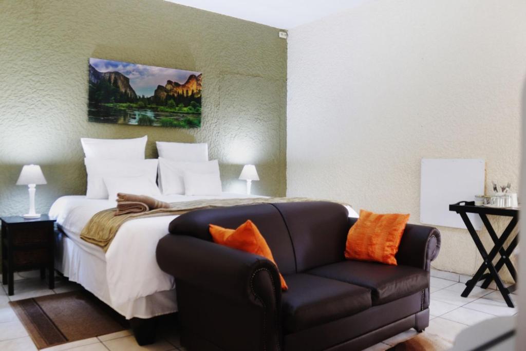 Moye Guest House - Doppelzimmer Mit Innenhof