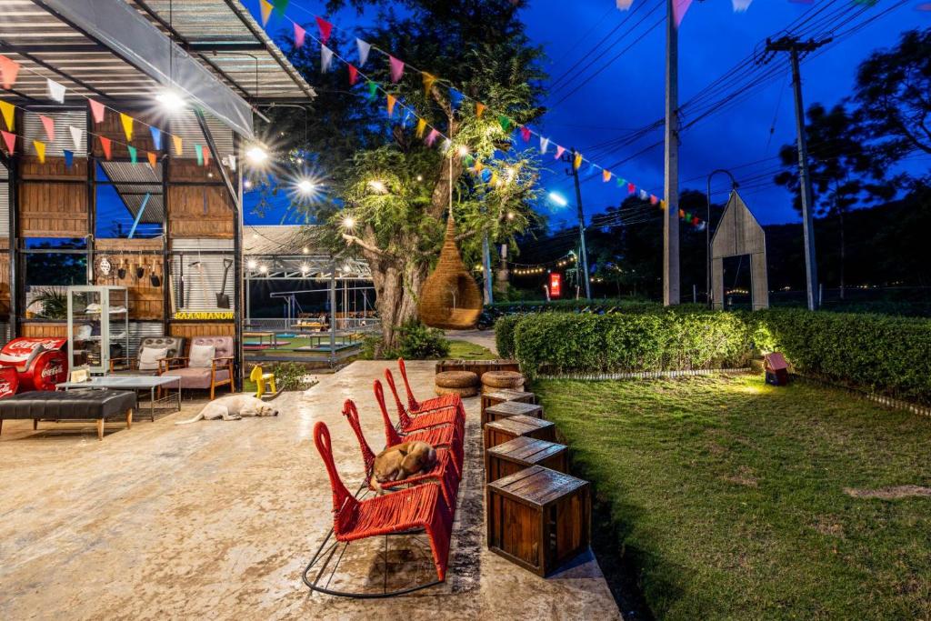 Zahrada ubytování บ้านมะนาวรีสอร์ท เกาะล้าน