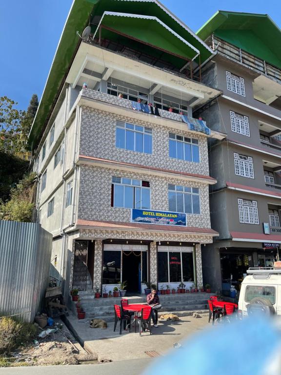 Hotel Himalayan - Housity