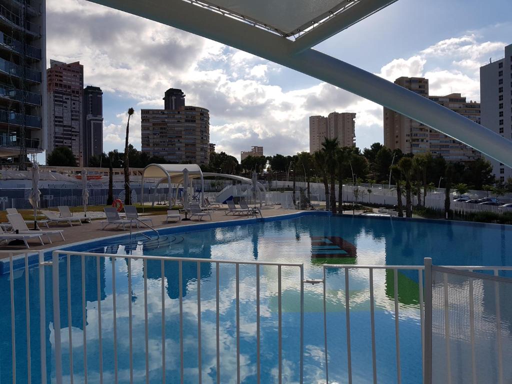 ROMERO APARTMENTS-SUNSET WAVES-BENIDORM, Benidorm ...