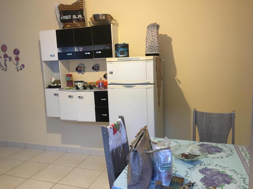  Casa com Piscina Itanhaem