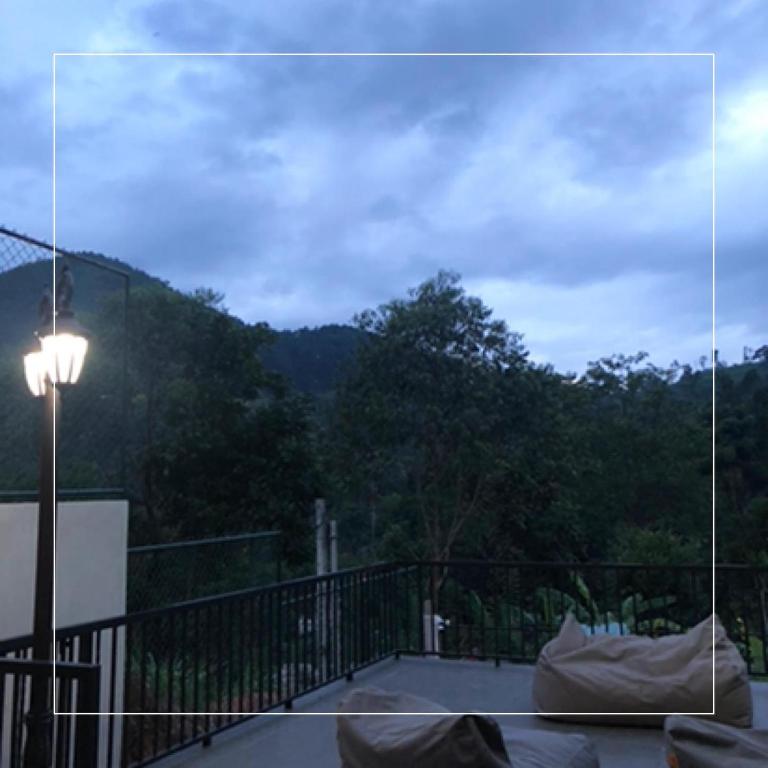Nespecifikovaný výhled na hory nebo výhled na hory při pohledu z bed and breakfast