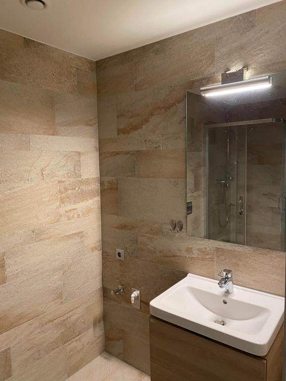 Łazienka w obiekcie Apartment David O2 Arena Prague