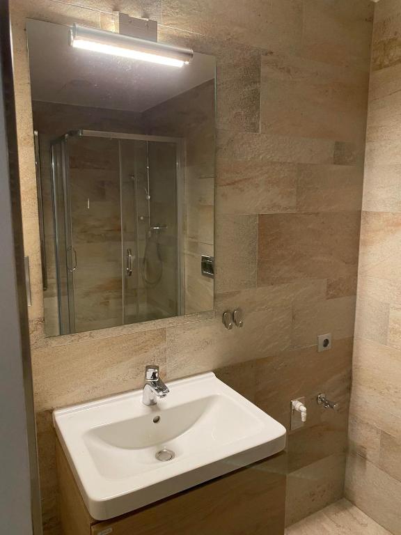 Łazienka w obiekcie Apartment David O2 Arena Prague