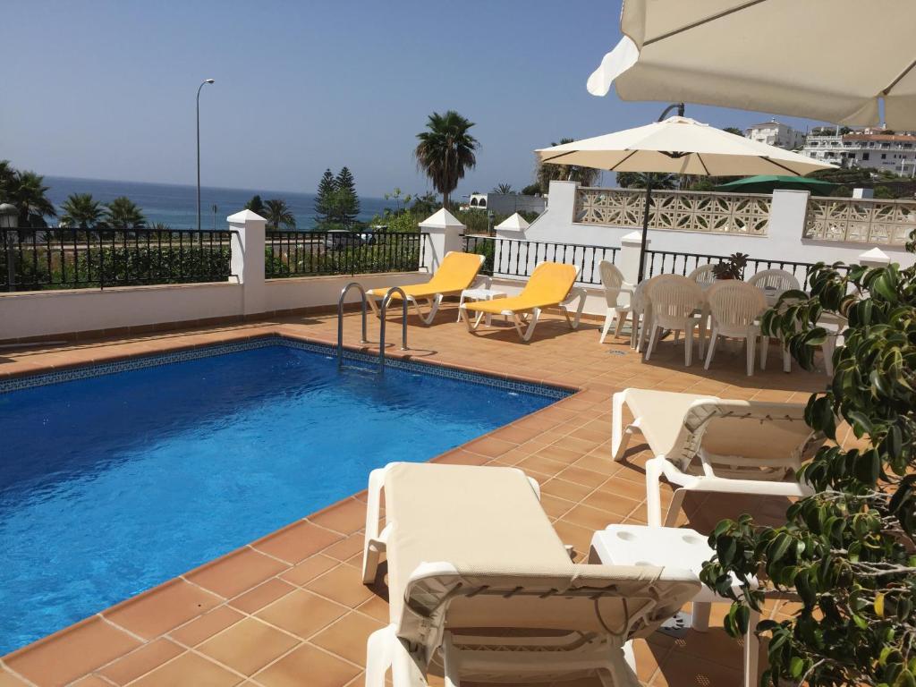 Casa Rosi, vistas al mar, piscina privada y A/A, Nerja ...