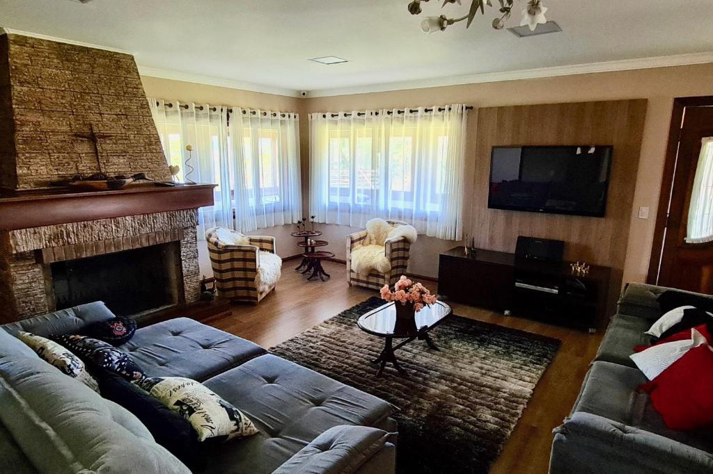 Casas 4 suítes com home office e area gourmet - excelente internet