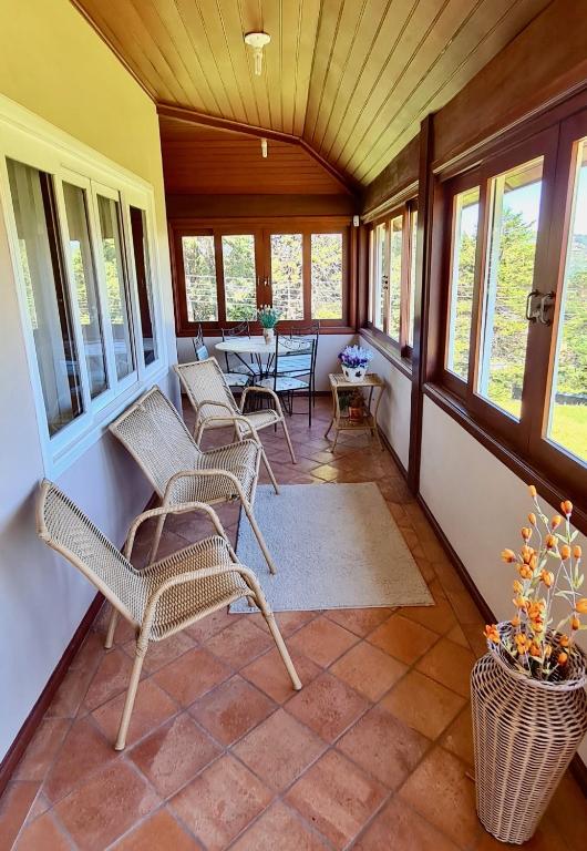  Casas 4 suítes com home office e area gourmet - excelente internet