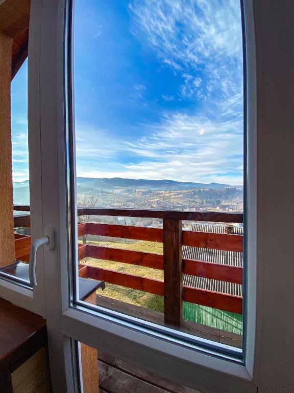 Balkón nebo terasa v ubytování Краєвид