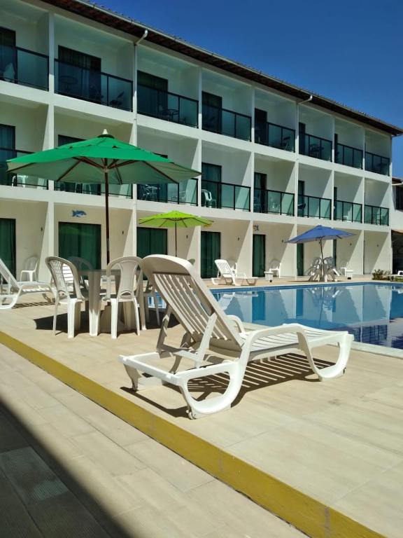 Pousada Sky Beach Flatの敷地内または近くにあるプール