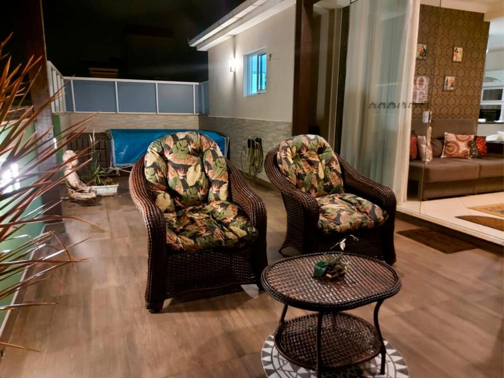  Lindo Apartamento Cobertura na Praia dos Ingleses com Jacuzzi