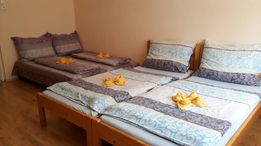 Posteľ alebo postele v izbe v ubytovaní Örvény Vendégház