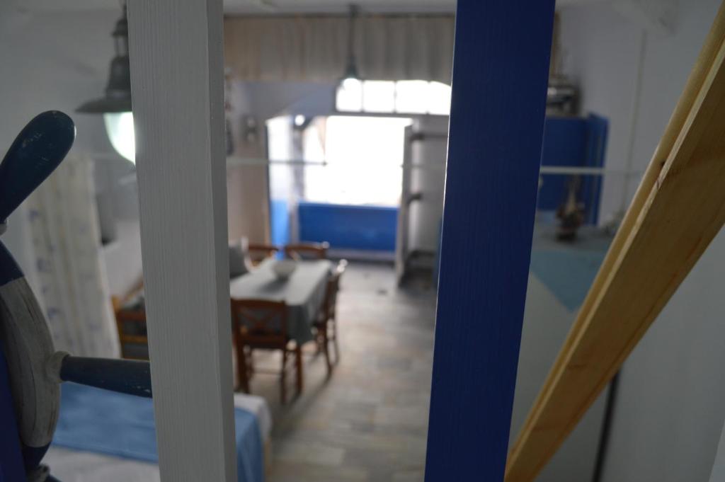 Fotografie z fotogalerie ubytování Captain's Boathouse, Klima Beach v destinaci Klima