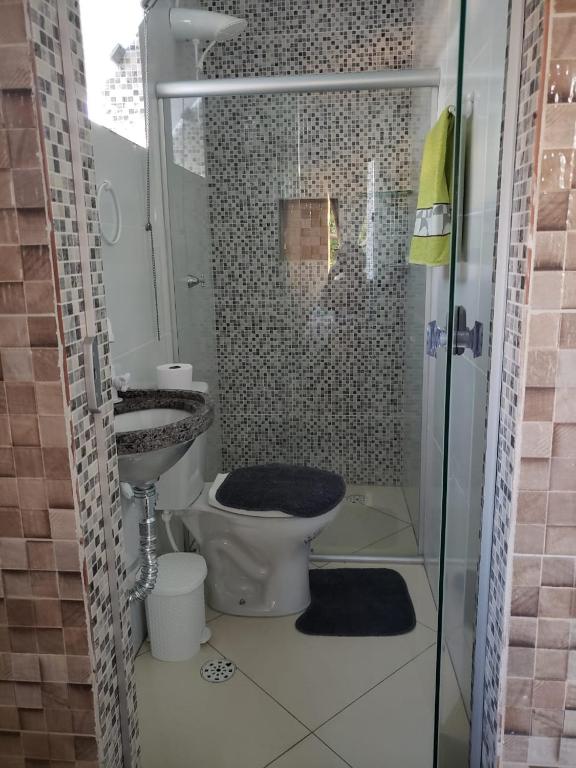  Quarto tipo kit net na parte externa da casa