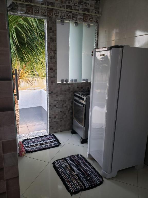  Quarto tipo kit net na parte externa da casa