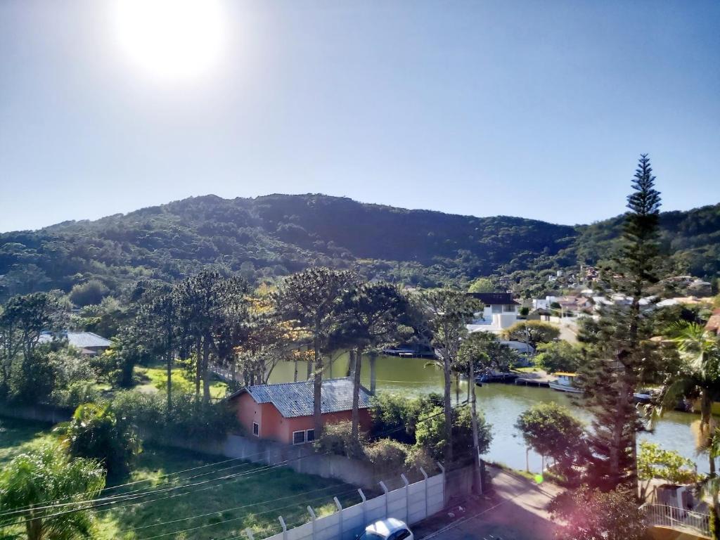  Casa Espetacular Canal da Barra da Lagoa
