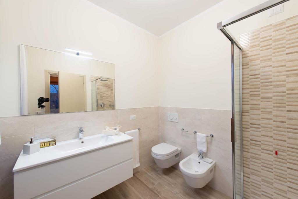 3 Amici al Castello - 6