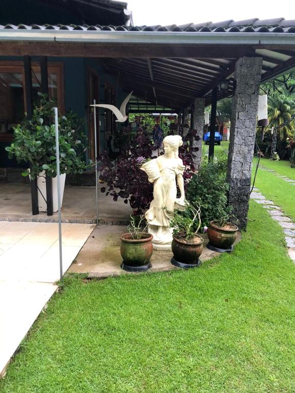  CASA DE CAMPO PISCINA NA SERRA FRIBURGO TEM 4 QUARTOS PROXIMO A MURI CACHOEIRAS PARQUE ESTADUAL 3 PICOs