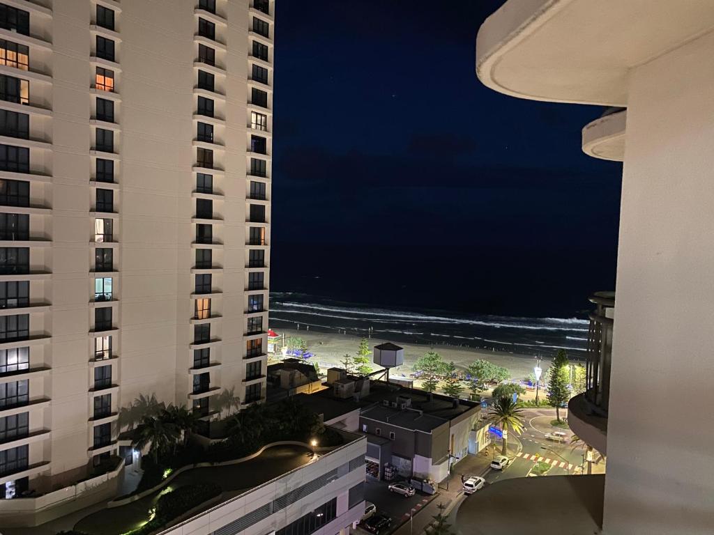 Unit 2 Spectacular Sea Views In Surfers Paradise Gold Coast Updated 2021 Prices