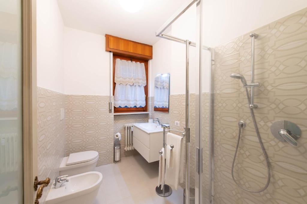 3 Amici al Castello - 16