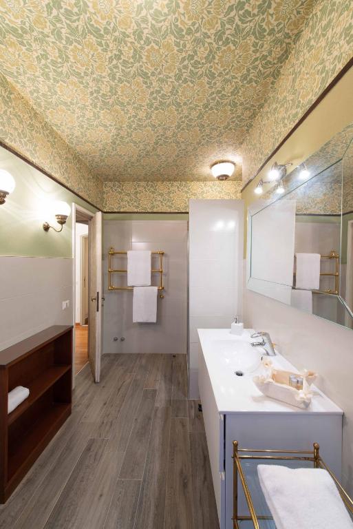 3 Amici al Castello - 9