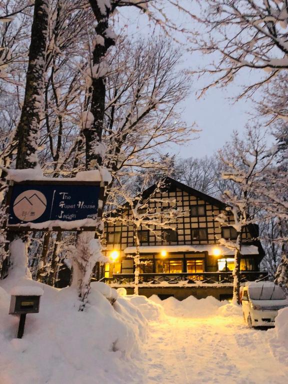 The Guest House Japan Hakuba v zimě