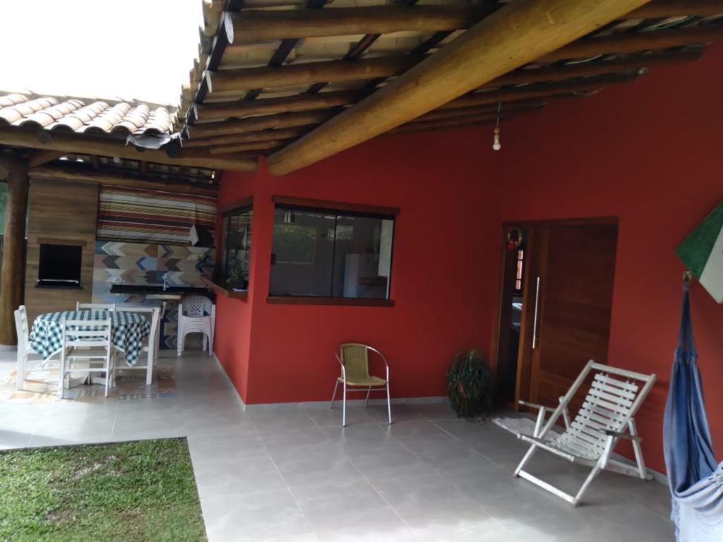  Casa Praia. Linda varanda para um cochilo na rede