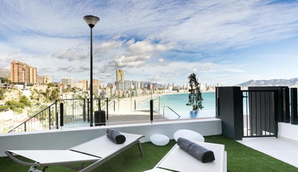 Luxury Apartment with pool by Poniente beach, Benidorm ...