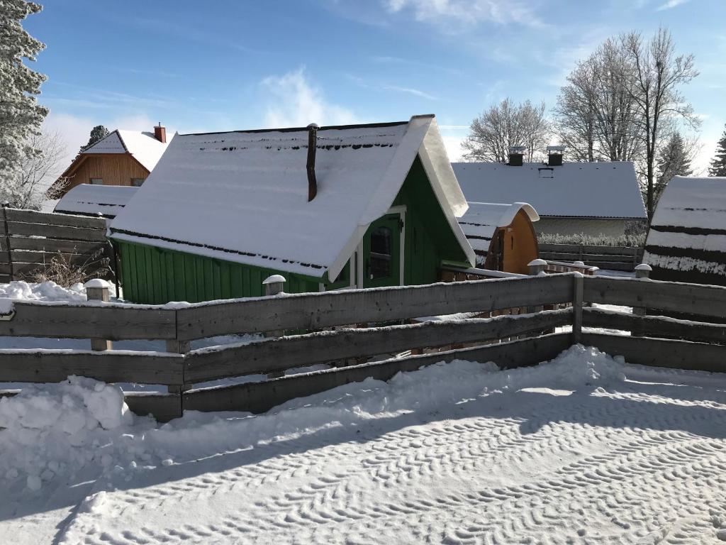 Glamping Park, Mönichkirchen v zimě