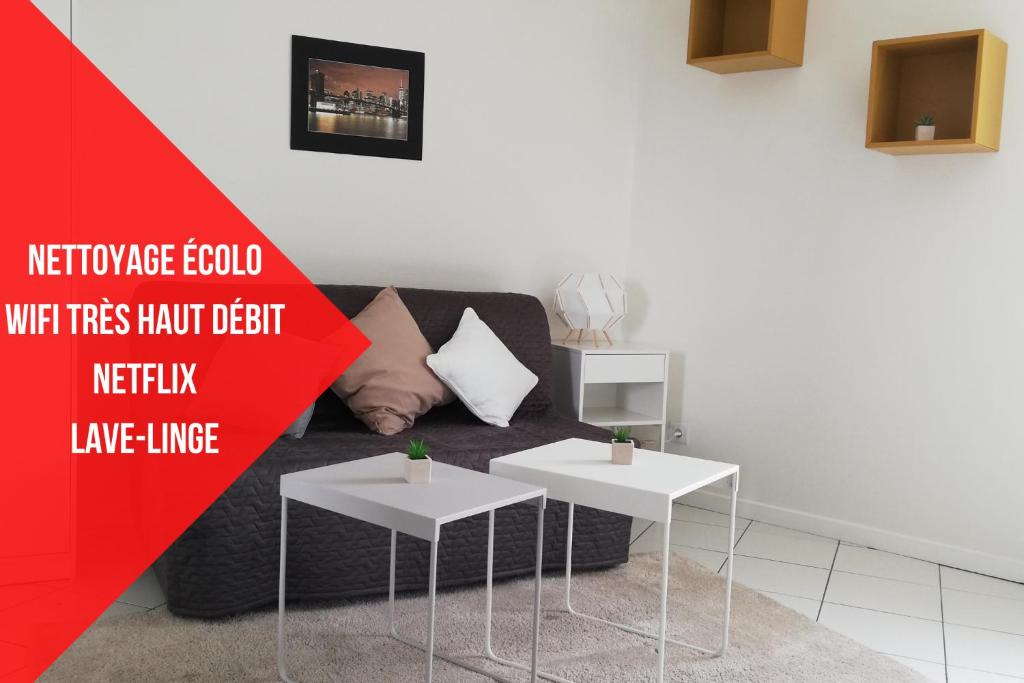 Χώρος καθιστικού στο L6 - Green and premium flat close Paris - WIFI & NETFLIX