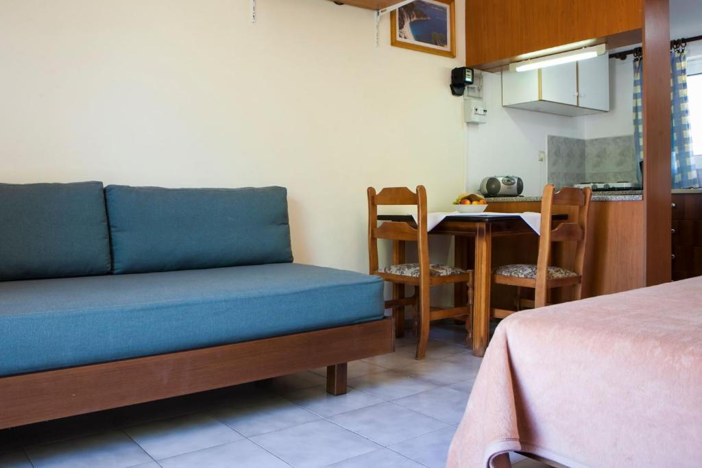 Summer Garden Αpartments & Studios - 6