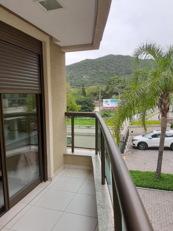  Apartamento em frente a Praia do Campeche.