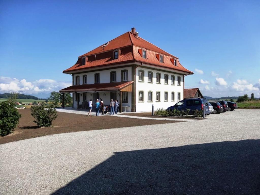 Budova, kde se penzion – hostinec nachází