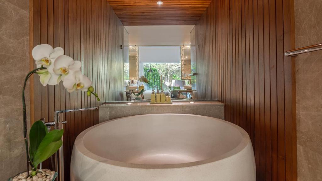 Maya Sanur Resort & Spa - 7