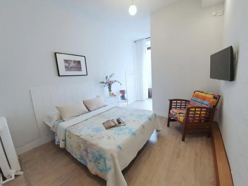 Hostal Alicante, Madrid, Spain