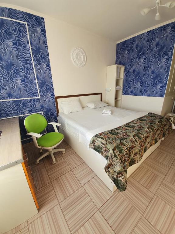 Кровать или кровати в номере Apartments Zvezda-Vokzal-Centre