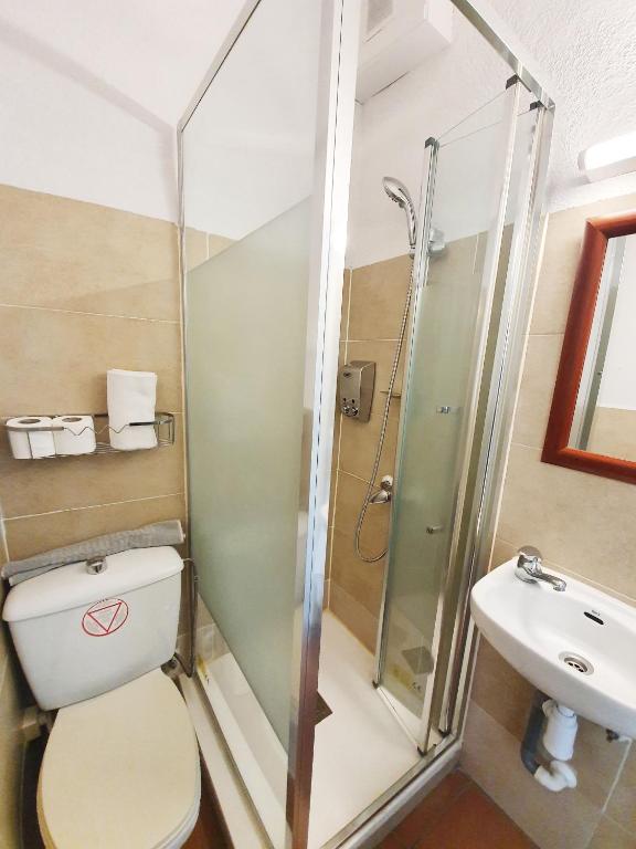 Hostal Alicante, Madrid – Updated 2023 Prices